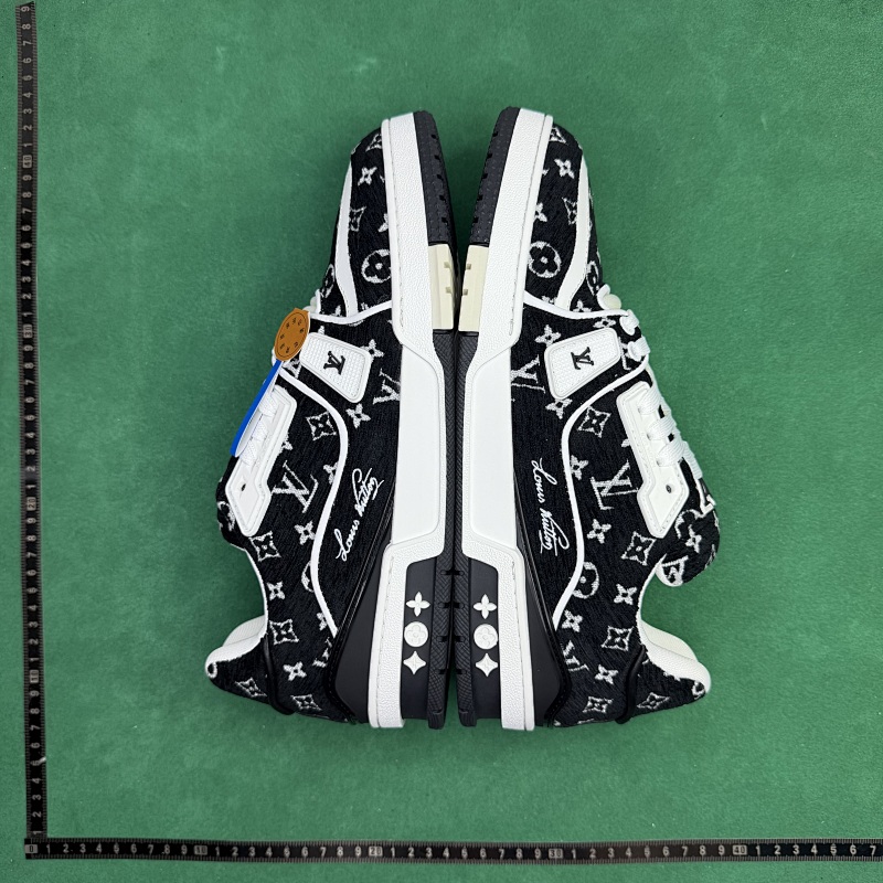 TT Batch Louis Vuitton Trainer