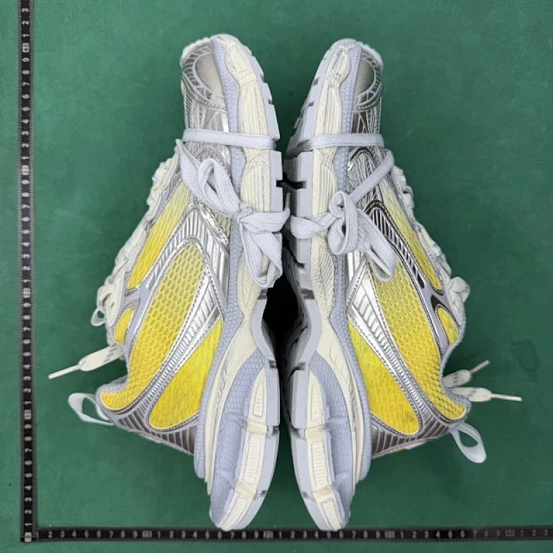 TT Batch Balenciaga
