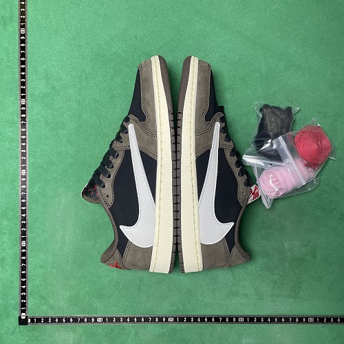 GD Batch OG Travis Scott X Jordan Air Jordan 1 Low ZL 1.4