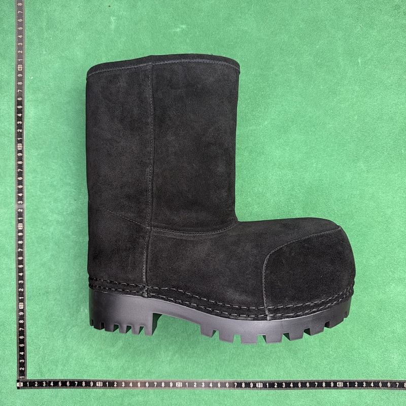 TT Batch Balenciaga Alaska Fur