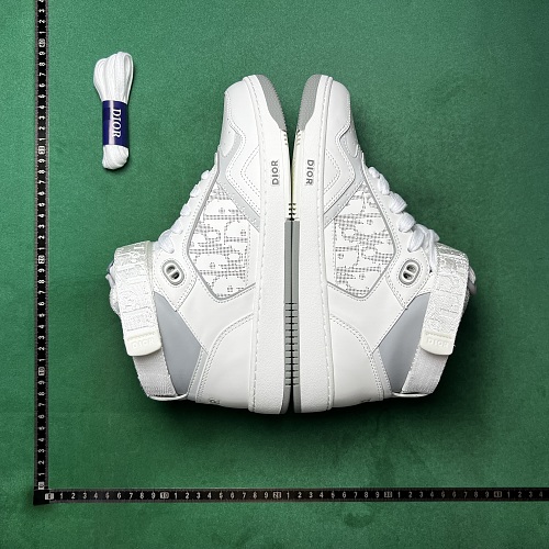 Dior sneakers