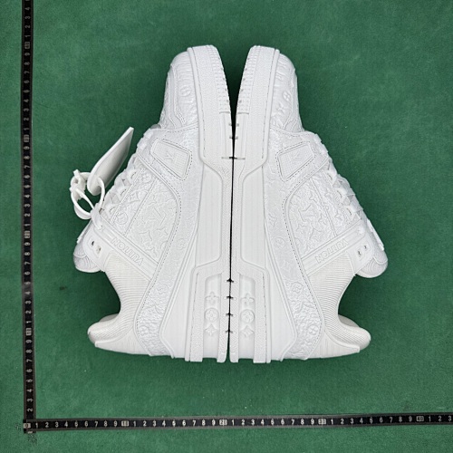 TT Batch Louis Vuitton Trainer ZL 2.4