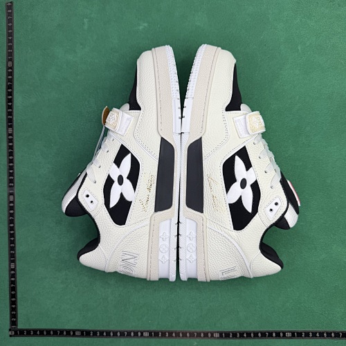 TT Batch Louis Vuitton Trainer