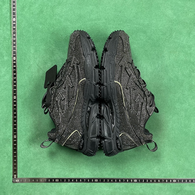 TD Batch Off-White