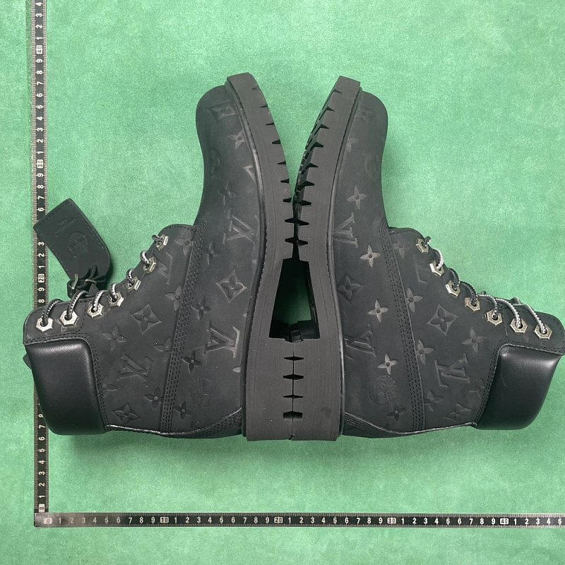BD Batch Timberland X Louis Vuitton 6