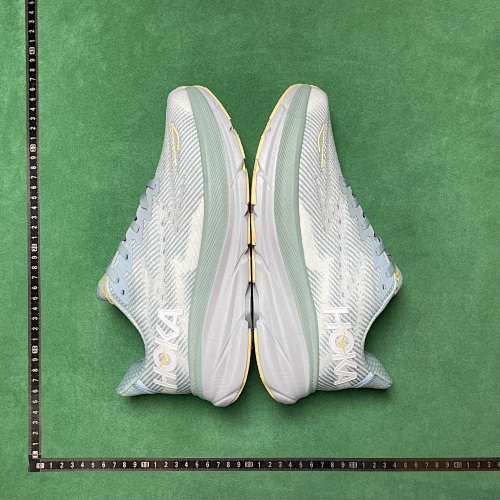 BD Batch Hoka One Clifton 9 ZL 1.8