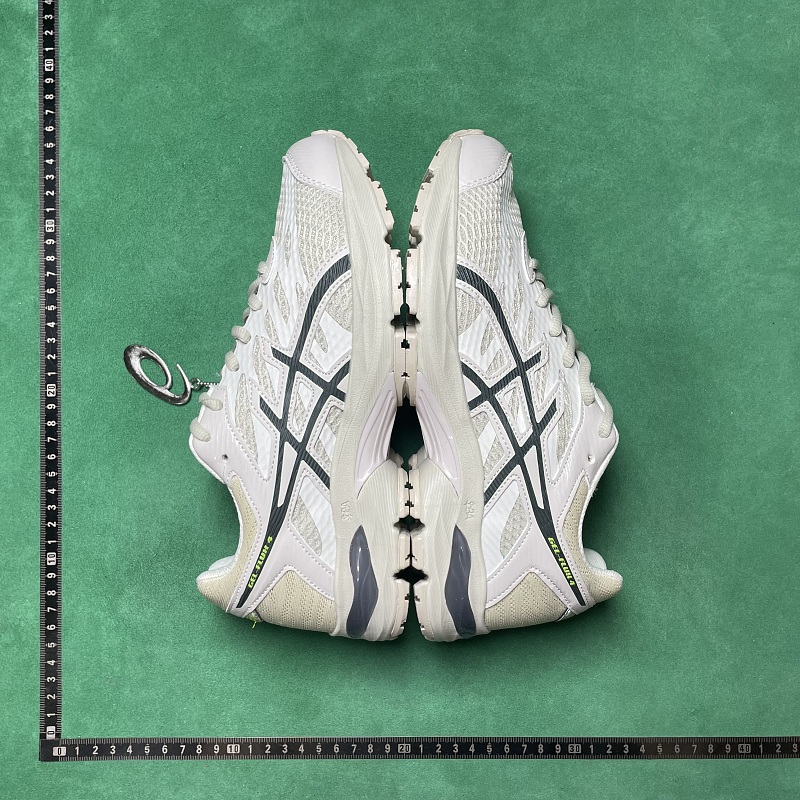 BD Batch Asics Gel-Flux 4 Cream Brown ZL 0.9