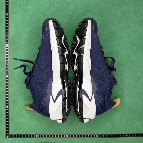 TT Batch Louis Vuitton Runner Tatic ZL 2.2
