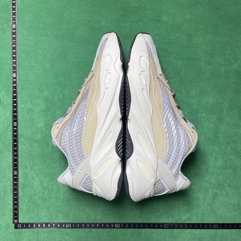 LW Batch Adidas Originals Yeezy Boost Wave Runner ZL 1.4