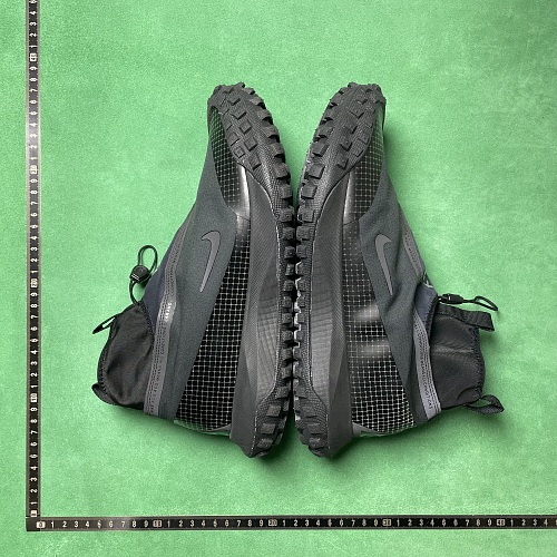 BD Batch Nike Acg Mountain Fly Low Anthracite ZL 1.1