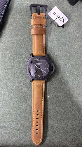 Panerai VS Pam 44mm