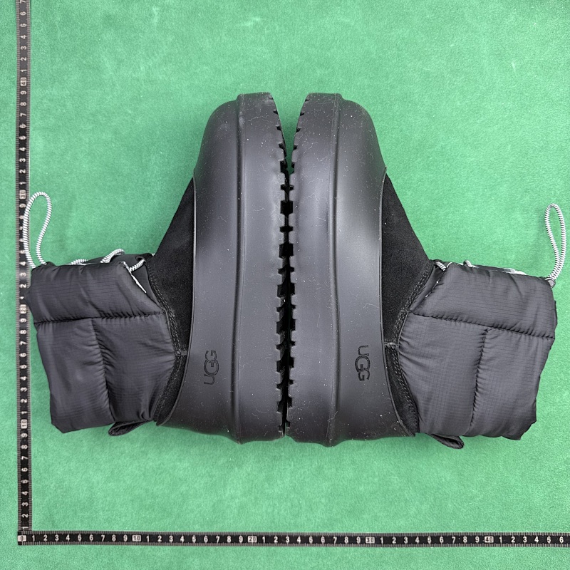 TT Batch Ugg Classic Mini Lace-Up Weather