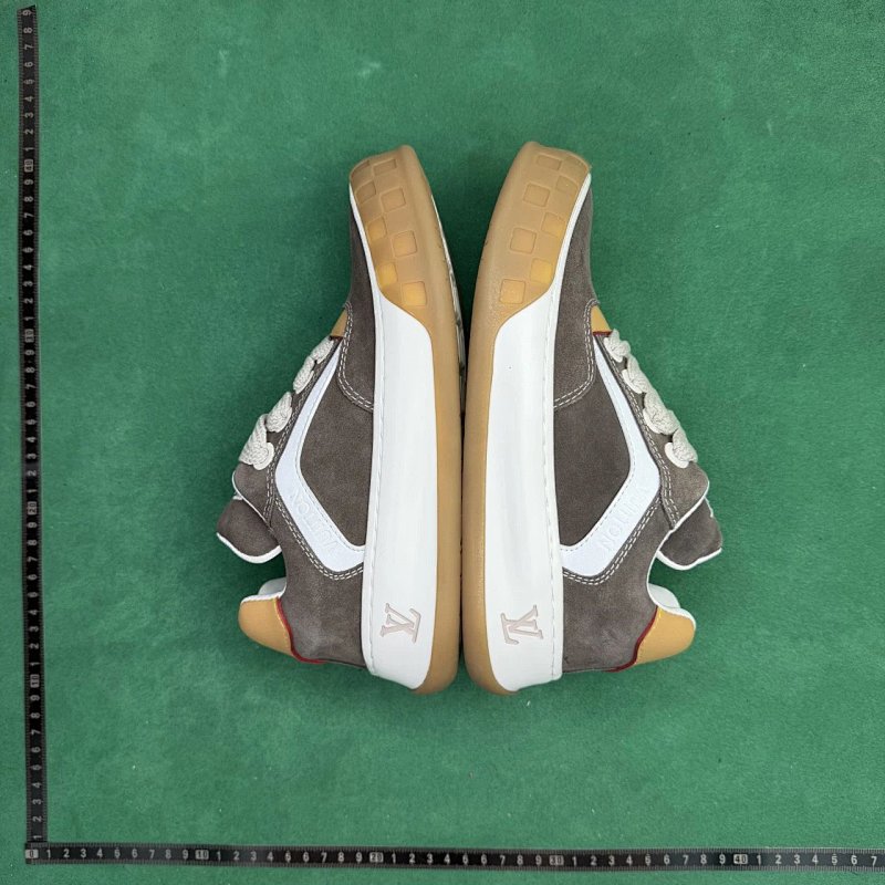 TT Batch Louis Vuitton Tilted ZL 2.2