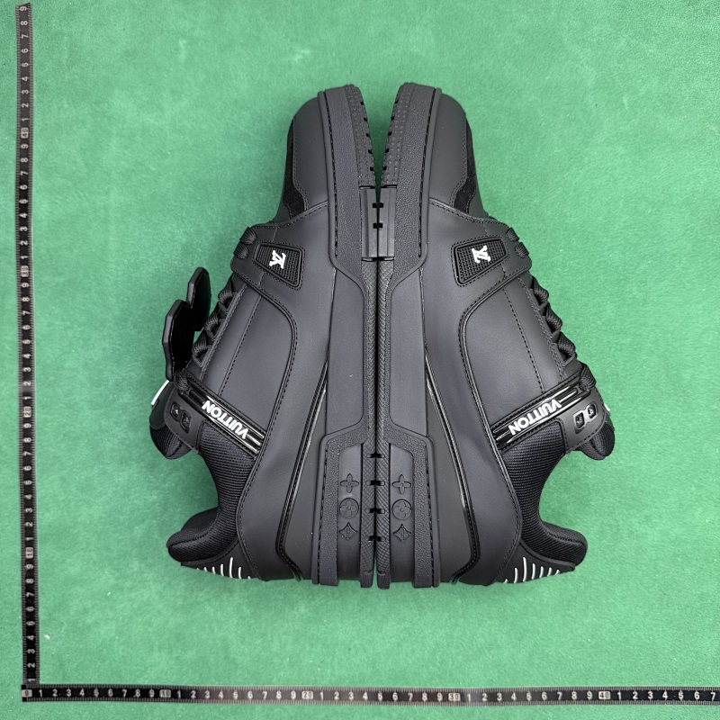 TT Batch Louis Vuitton X Nigo Trainer
