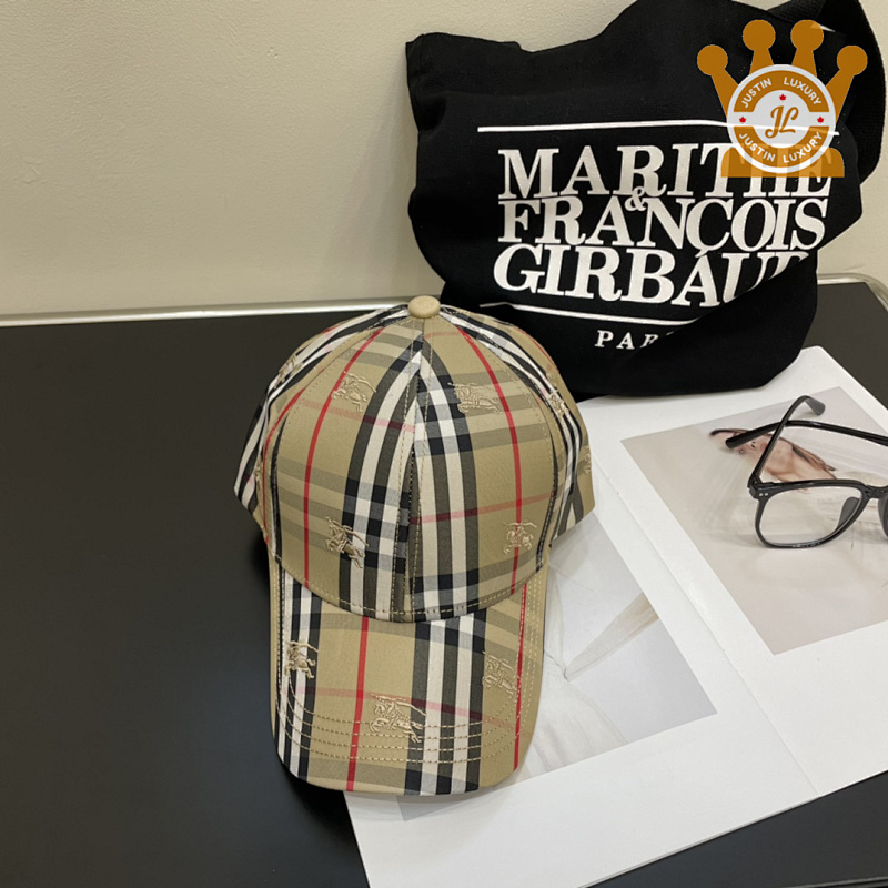 Burberry If You Have Any Questions Or Need To Know More About Our Products Please Feel Free To Cont