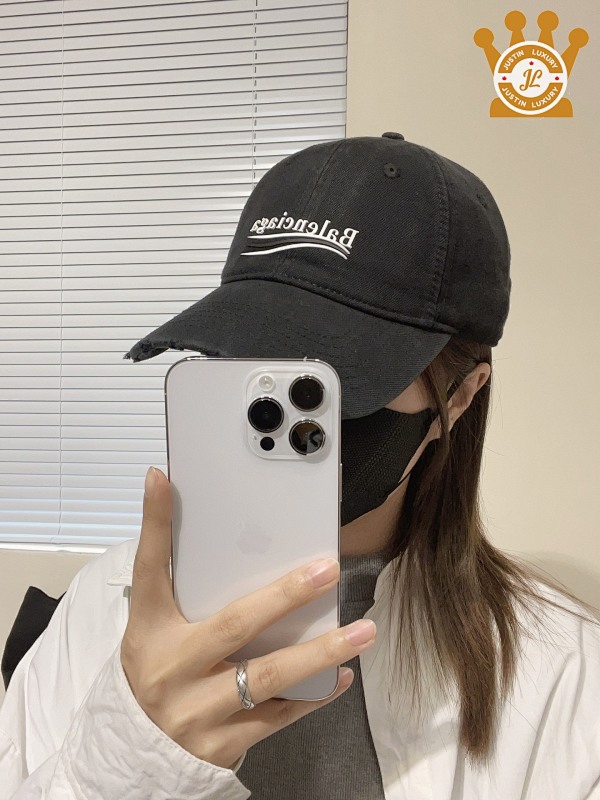 Burberry Cap