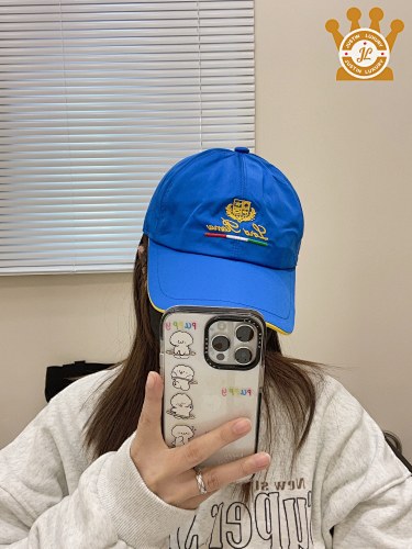 Loro Iana Cap