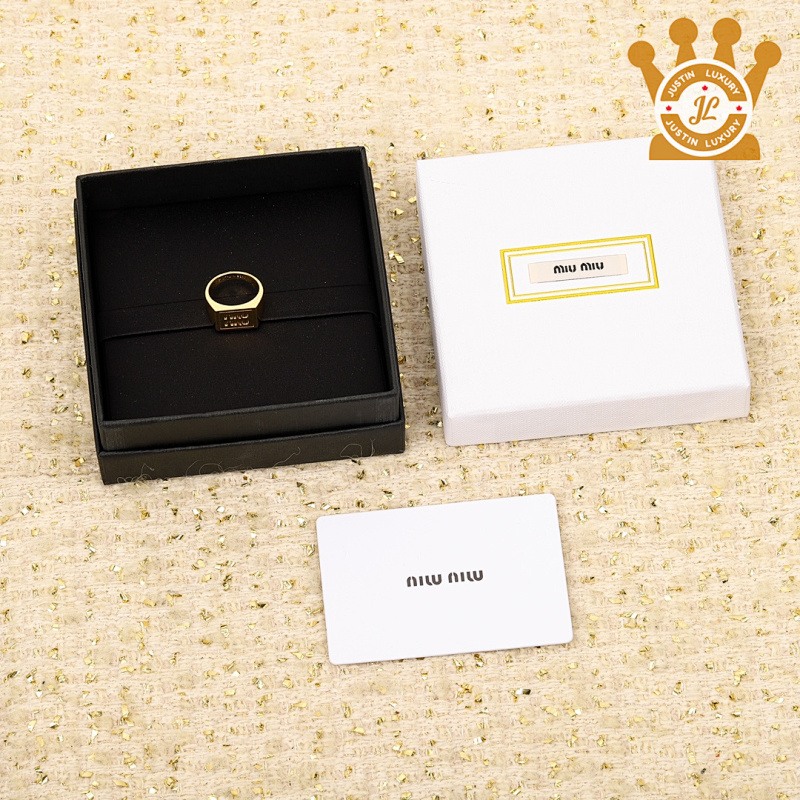 MiuMiu Ring