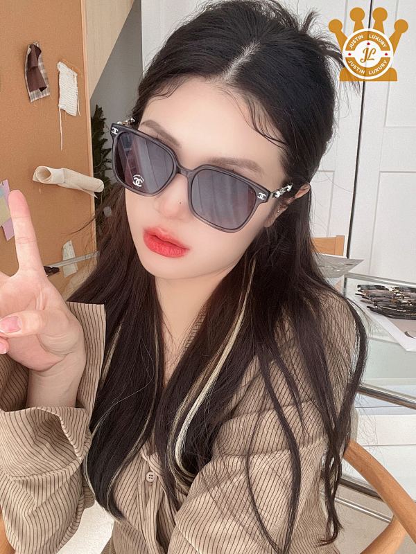 Miu Sunglasses