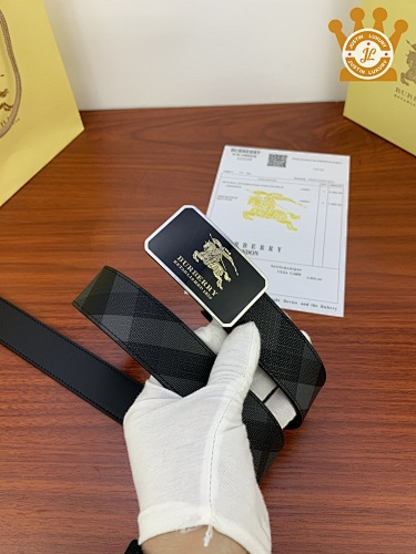 Burberry Leather Belt