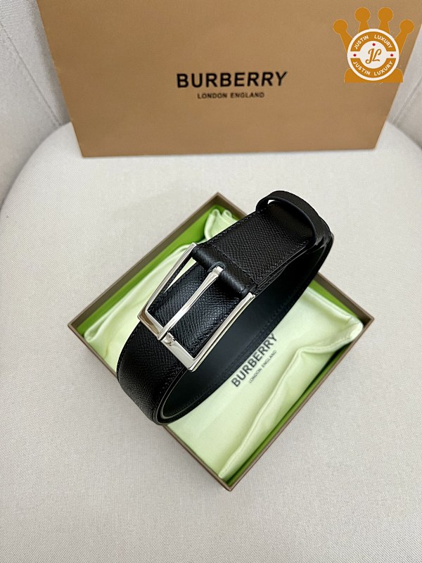 Burberry Leather Belt