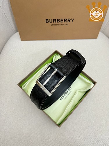 Burberry Leather Belt