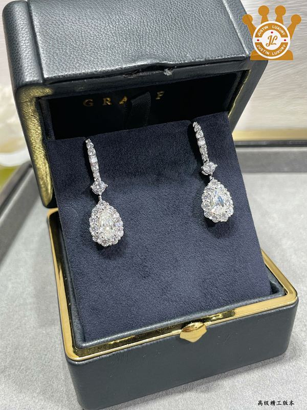 Graves Stud Earring