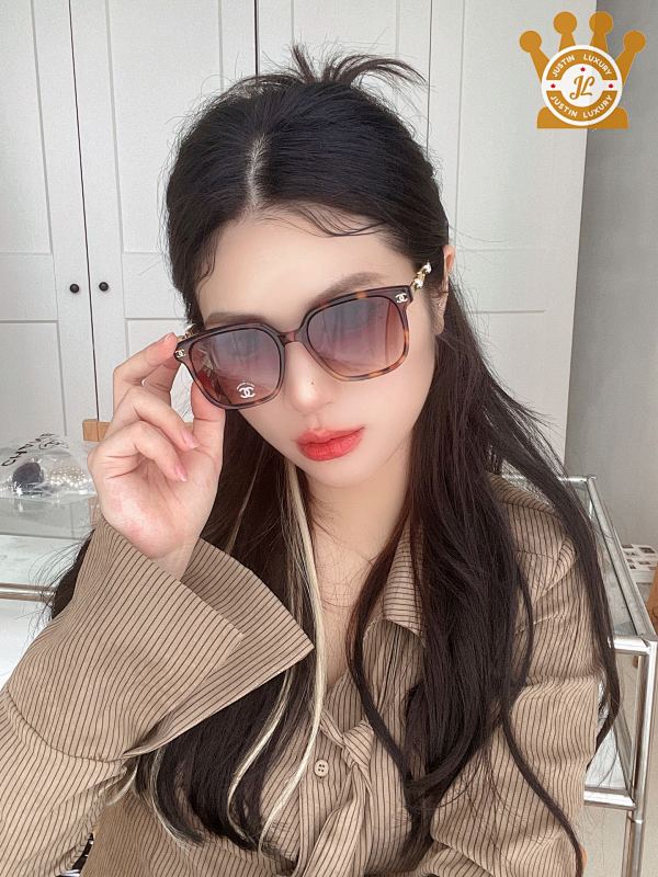 Miu Sunglasses