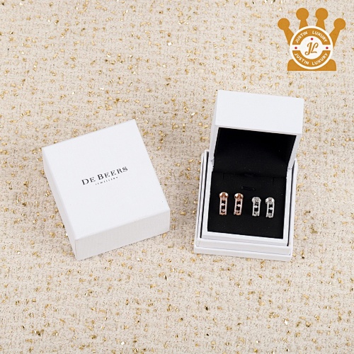 De Beers Stud Earring