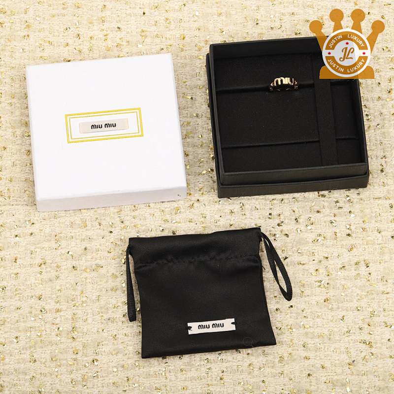 MiuMiu Ring