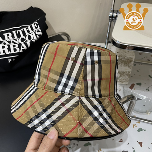 Burberry If You Have Any Questions Or Need To Know More About Our Products Please Feel Free To Cont