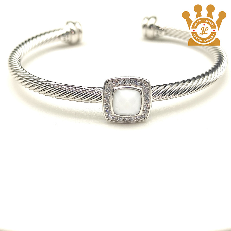 DY Bangle