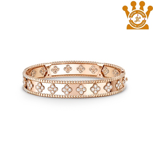Van Cleef & Arpels A Href On Chat Via A
