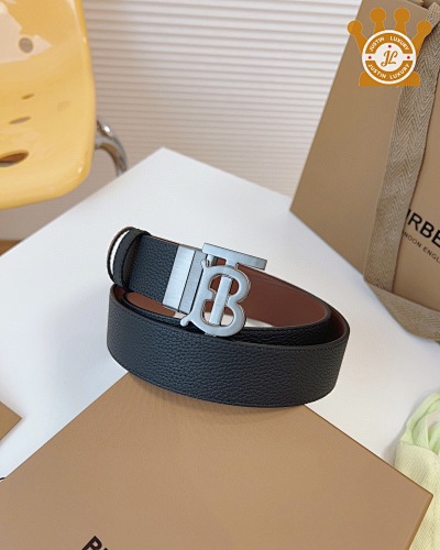 Burberry Leather Belt