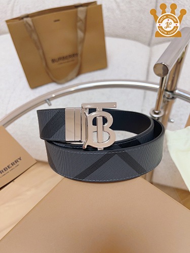 Burberry Leather Belt