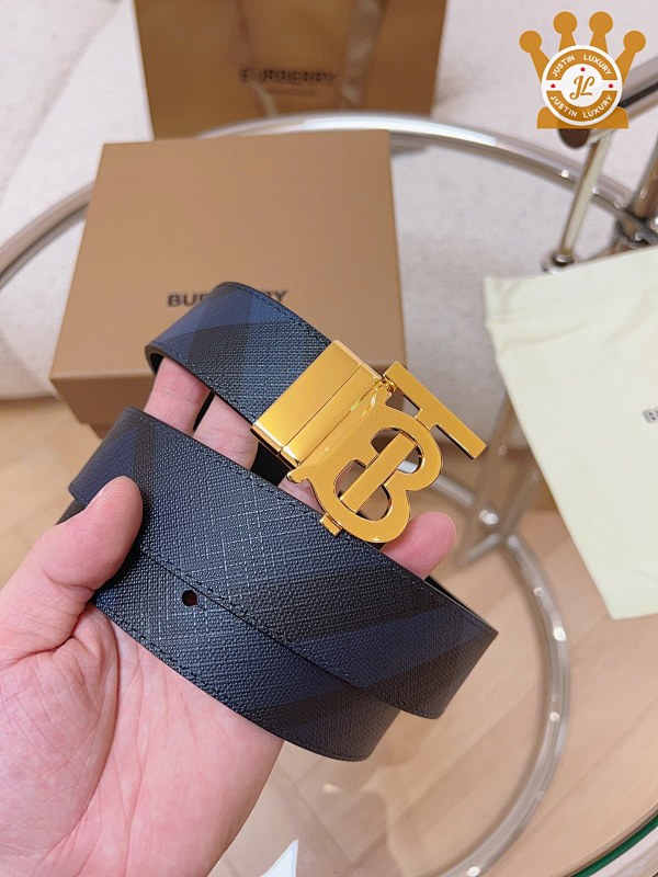 Burberry Leather Belt