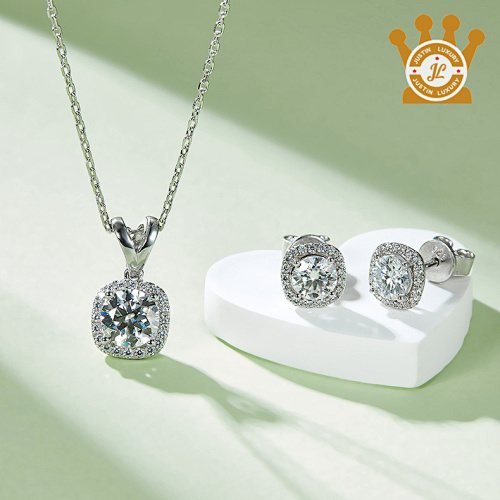 0.5 Carat Grade D
