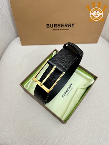 Burberry Leather Belt