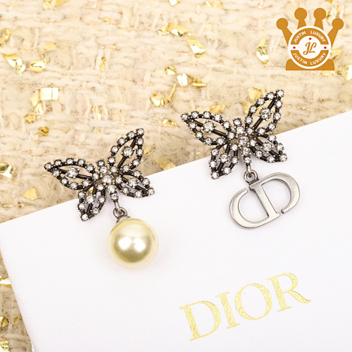 Dior Stud Earring
