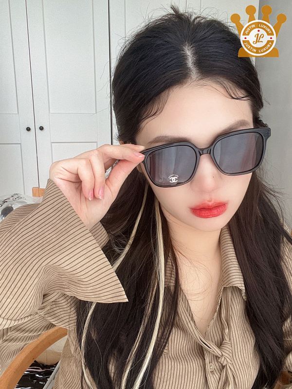 Miu Sunglasses