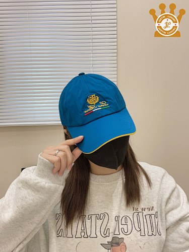 Loro Iana Cap