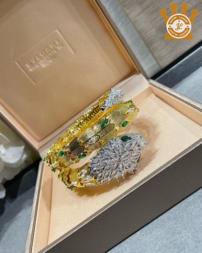 Bulgari Bulga Bangle