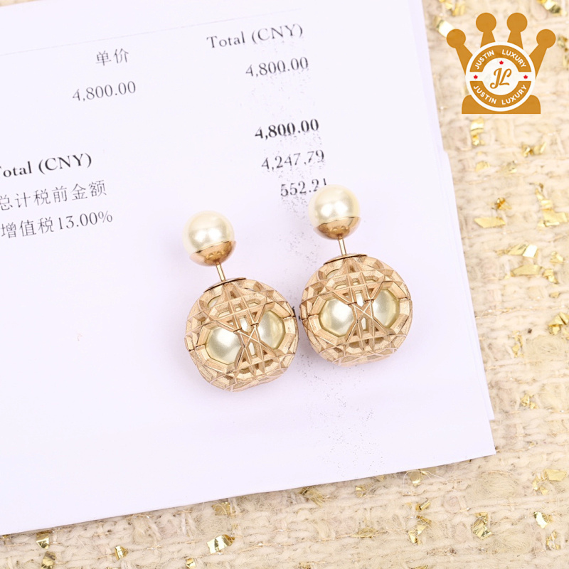 Dior Stud Earring