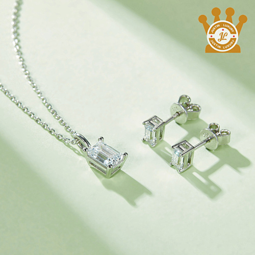 0.5 Carat Grade D