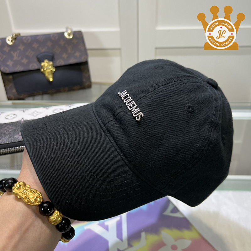 Jacquemus Cap