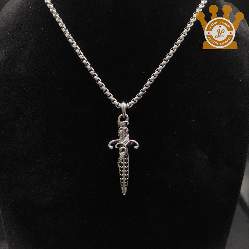 DY Necklace XCCXXxVx