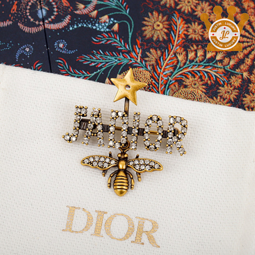Dior Brooche UYJH200Q