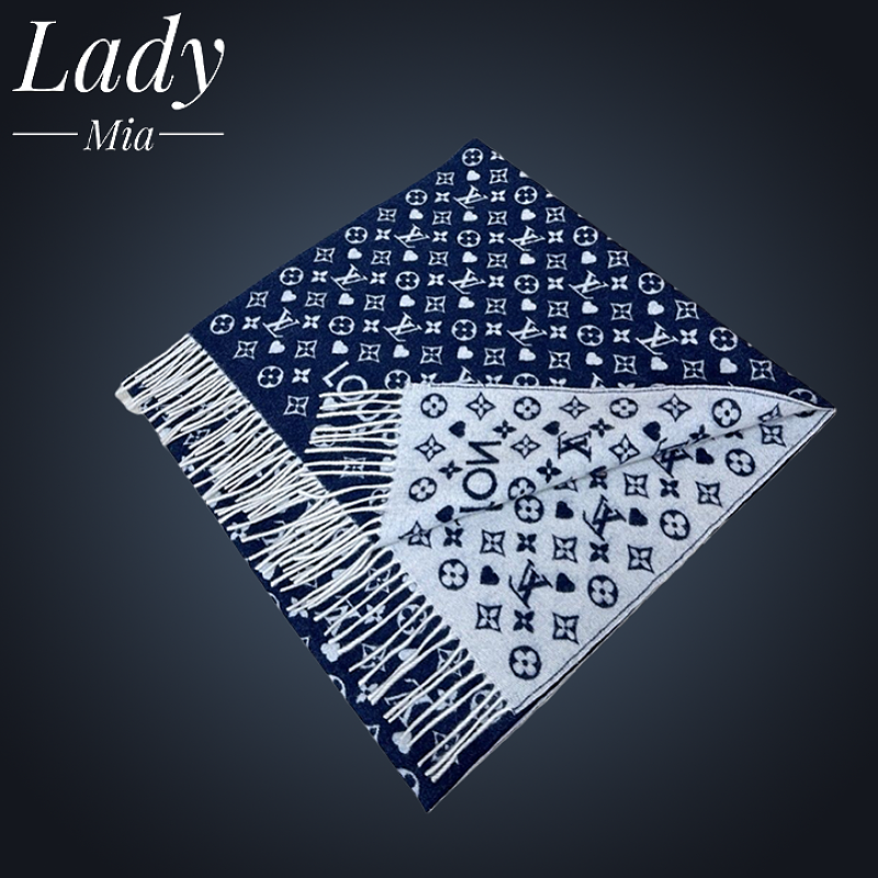 Louis Vuitton Autumn And Winter Scarves