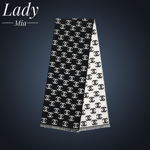 C Classic Black And White Scarf