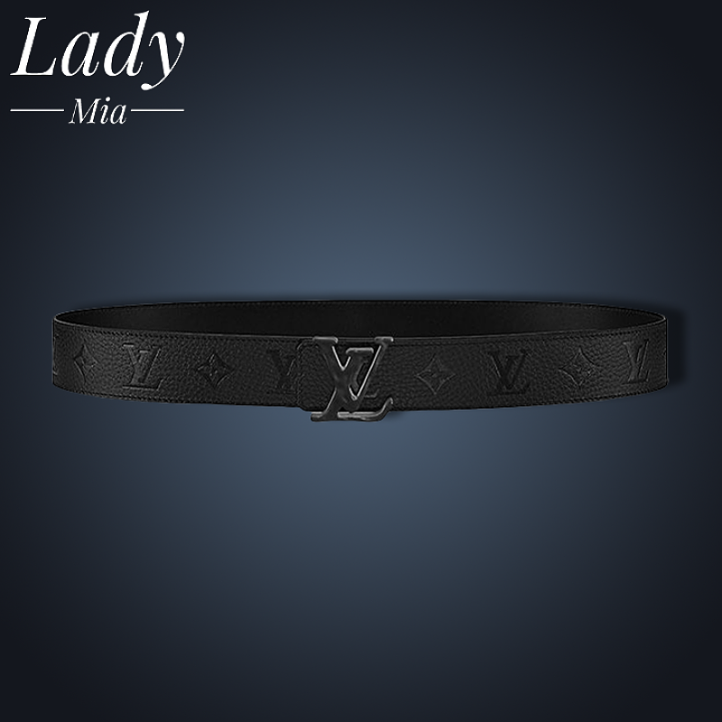 Louis Vuitton Iv Letter Lychee Pattern Embossed Lychee Pattern
